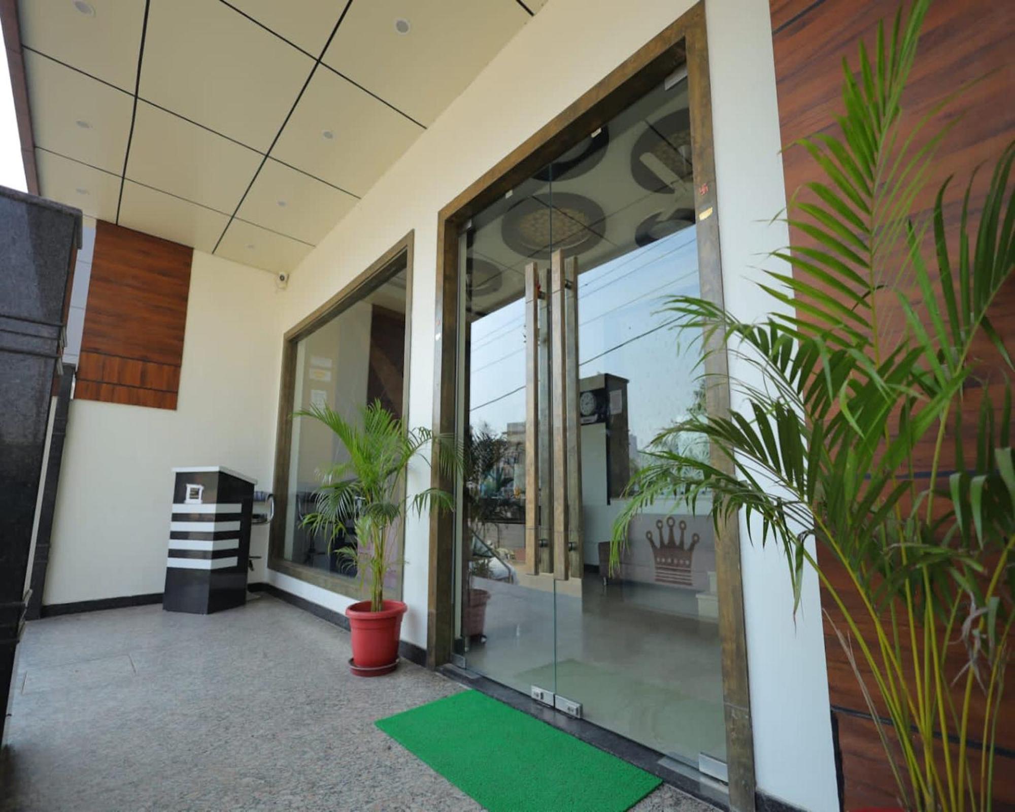 Crown Hotel Agra Near Taj Mahal Agra (Uttar Pradesh) Exterior foto
